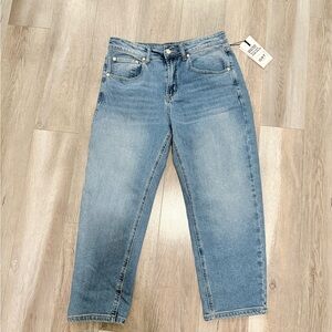 OAT NY—Medium-wash Cropped Jeans
